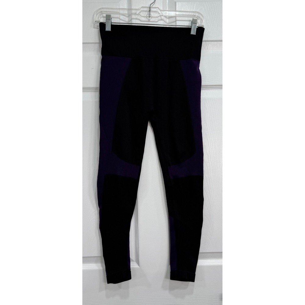 Demi Lovato Fabletics Purple Black Seamless Ribbed Leggings LG1827923 Medium